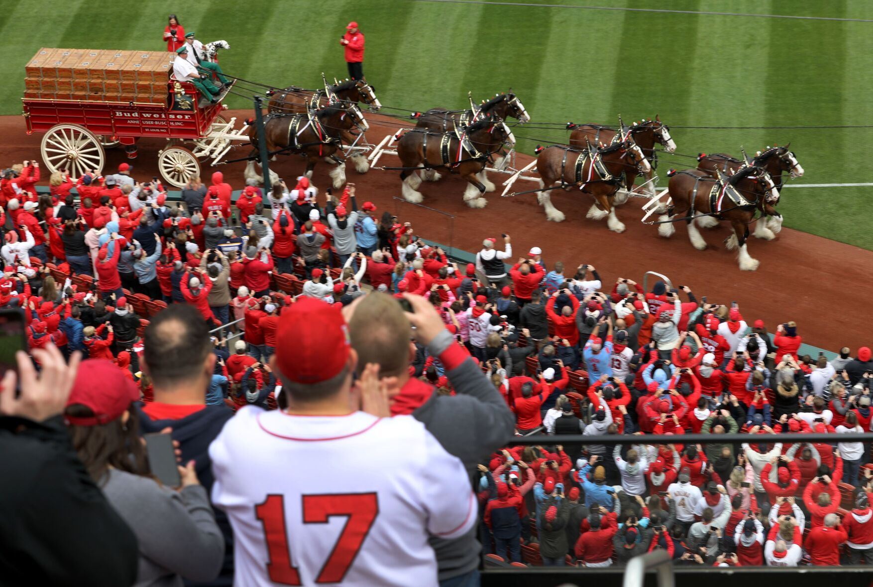 Cardinals host opening day at Busch Stadium